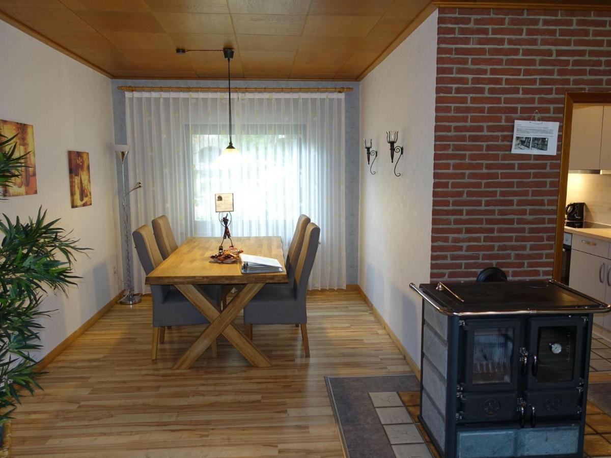 Idyllic Bungalow In Feusdorf With Forest View Eksteriør bilde